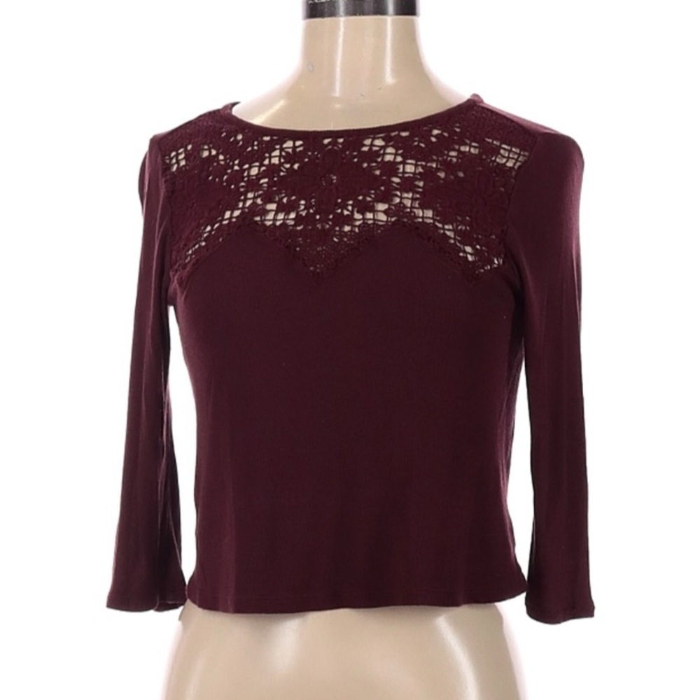 American eagle size medium shirt